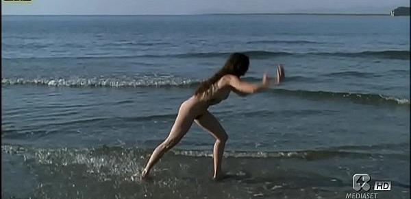  Luisa Ranieri Nude in Eros